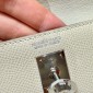 Hermes Kelly Sellier 20 Shoulder Bag in Epsom-Cream white